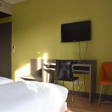 Res Lyon Dock Ouest, Lyon, Studio For 2 Pers شقة *